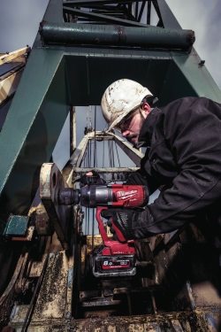 The World S First Cordless 1 High Torque Impact Wrench Just Made It Easier To Say Goodbye To Comp Milwaukee Tools Europe